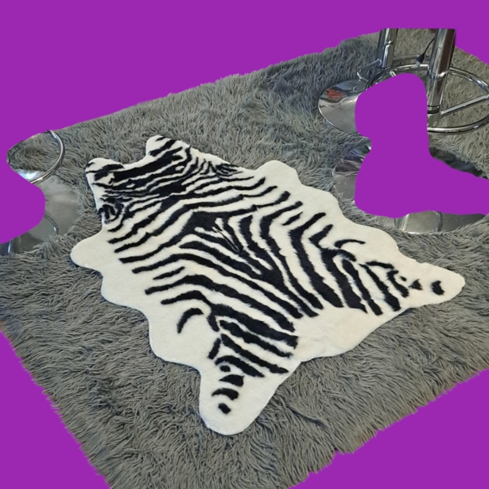 SEXY ZEBRA RUG - Picture 7 of 8